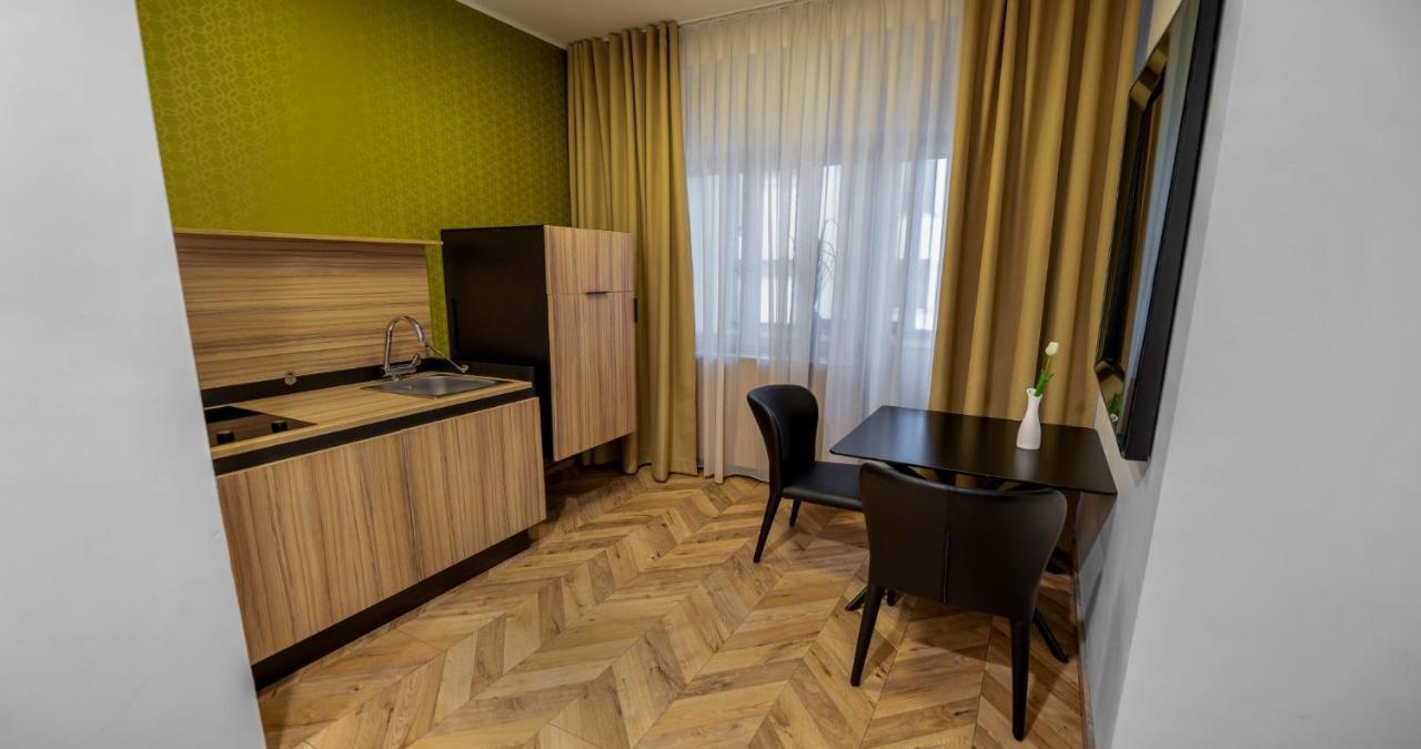 Urban Boutique Hotel Center Любляна Экстерьер фото